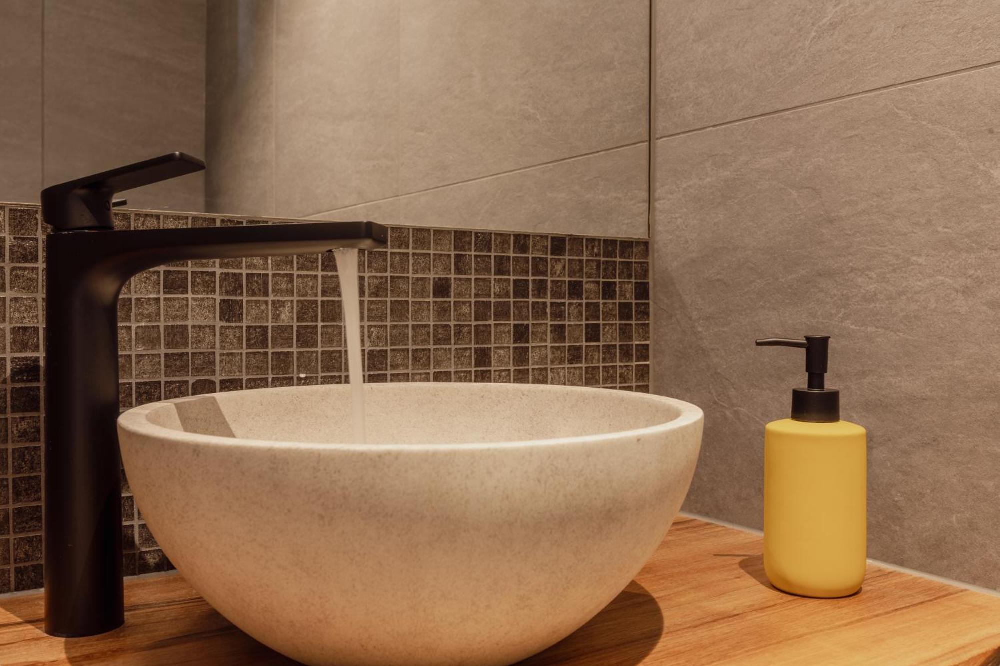 Magnifique Appartement Proche Du Centre 克莱恩 蒙塔纳 外观 照片